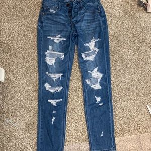 American eagle distressed jeans